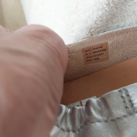 Fitflop Allegro Silver Leather Slip On Ballet Flats. Size 7.5 US (38.5 EU) - Picture 9 of 9